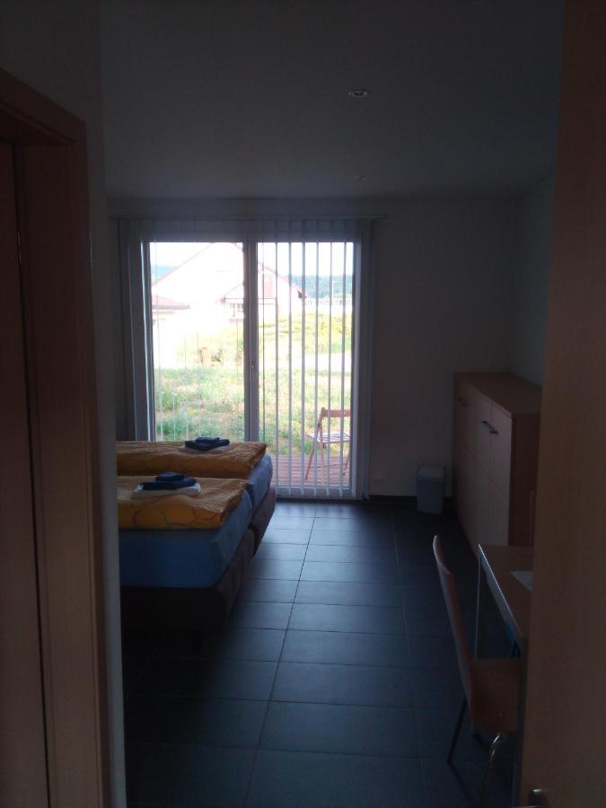 Bed And Breakfast Villa Hallau מראה חיצוני תמונה